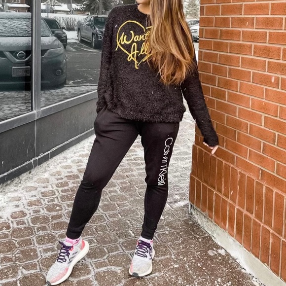 H&M Sweaters - H&M Faux Fur Sweater